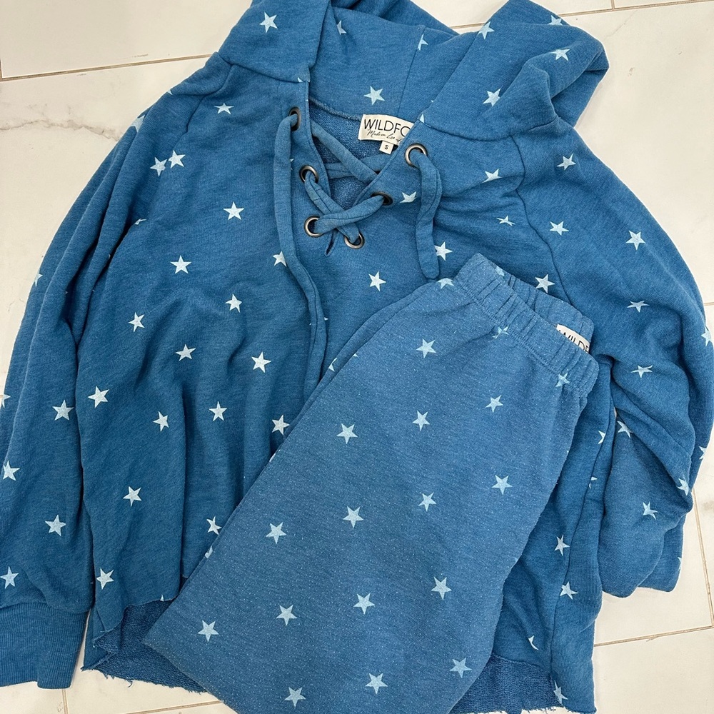 Wildfox Blue Star Sweatshirt & Sweatpants